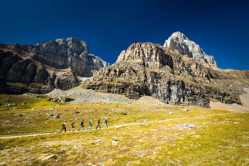 Banff National Park: Guided Signature Hikes with Lunch - Pickup times require a little planning
