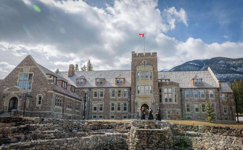 Banff: Paranormal History Walking Ghost Tour - Why Banff makes a good ghost-walk setting