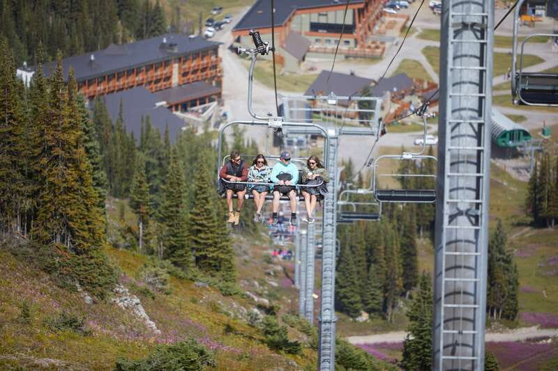 Banff: Sunshine Sightseeing Gondola and Standish Chairlift - Walking around the three lakes