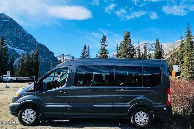 Banff to Calgary YYC Airport Shared Shuttle - What the vehicle and ride feel like