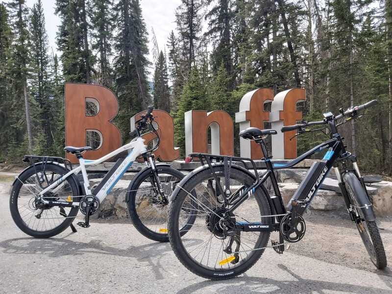 Banff Townsite: E-Bike Explorer - The guides and the small-group feel