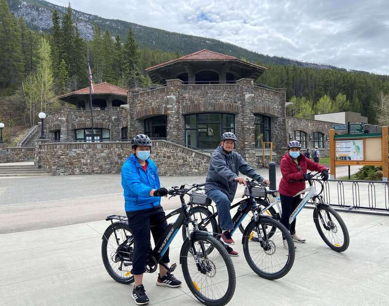 Banff Townsite: E-Bike Explorer - Checking in at White Mountain Adventures