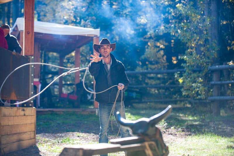 Banff: Wagon Ride with Cowboy Cookout BBQ - Roping, horseshoes, and time to slow down
