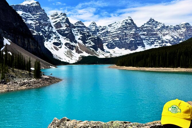 Best of Glaciers from Calgary/Canmore/Banff - Emerald Lake: a change of province and scenery