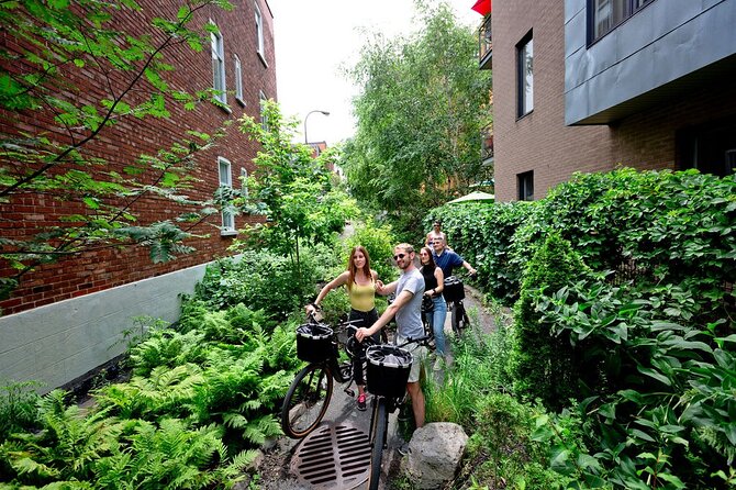 Bike / E-bike tour : Plateau, Mile-End, Jean-Talon Market by Fitz - Mile End and the St-Viateur bagel break