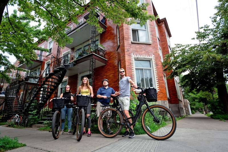 Bike/E-bike tour Plateau,MileEnd, Jean-Talon Market by Fitz - The guide makes or breaks the experience
