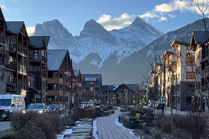 Bites and Sites of Canmore Walking Food Tour - The Thursday market option from May through September