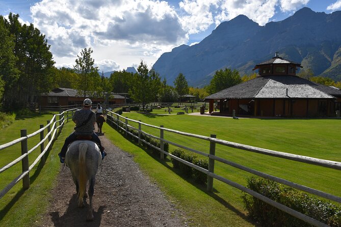 Buffalo Loop 1-Hour Horseback Trail Ride in Kananaskis - What to Wear and Bring