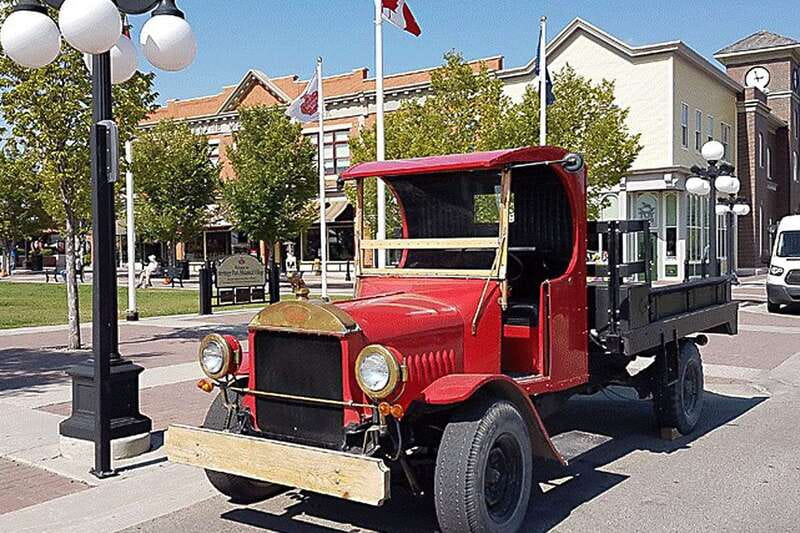 Calgary: 3.5-Hour Bus City Tour with Gasoline Alley Museum - Canada Olympic Park and the route back