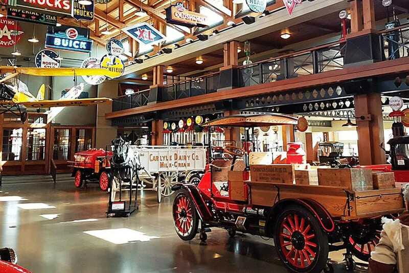 Calgary: 3.5-Hour Bus City Tour with Gasoline Alley Museum - What the guides add to the afternoon