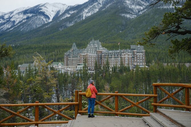 Calgary/Banff: Gondola, Upper Hot Spring, Bow Fall & Top 3 Lakes - Banff town offers a useful break
