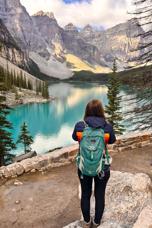 Calgary, Banff: Lake louise , Moraine ,Emerald Lake day Tour - Moraine Lake and the Rockpile Trail
