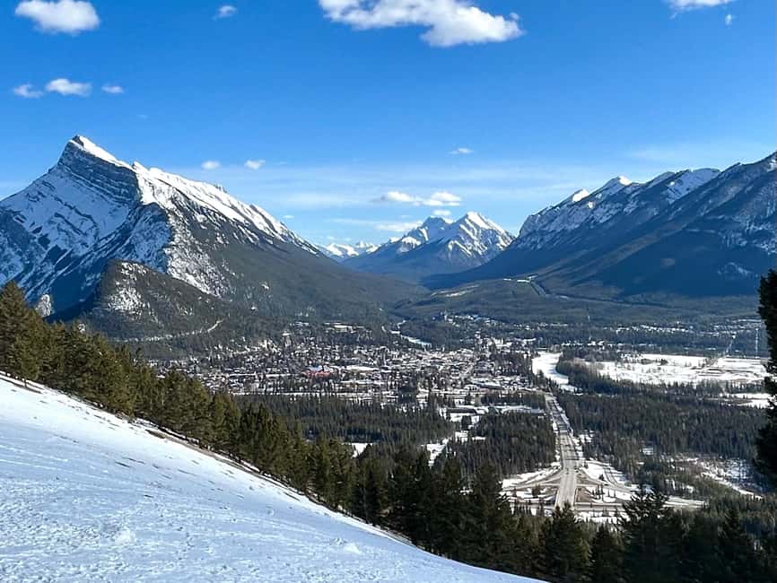 Calgary/Canmore/Banff: BEST of BANFF with LAKES Group Tour - Lake Minnewanka brings scale and open views