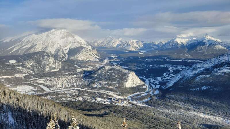 Calgary: Canmore, Banff, Lake Louise - Gondola Included - From Calgary to the mountains