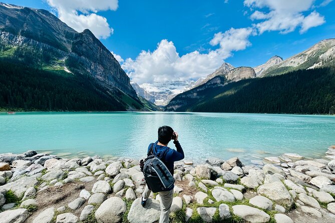 Calgary/Canmore/Banff: Moraine Lake & Lake Louise Return Shuttle - What the driver adds to a shuttle day