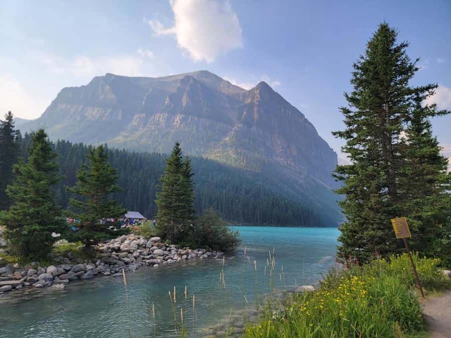 Calgary/Canmore: Banff National Park & Lake Louise Day Trip - Guides who add value beyond driving