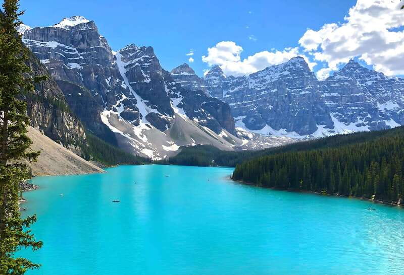 Calgary/Canmore: Lake Louise, Moraine Lake, & Banff Day Tour - Lake Louise: an hour beside the famous blue-green lake