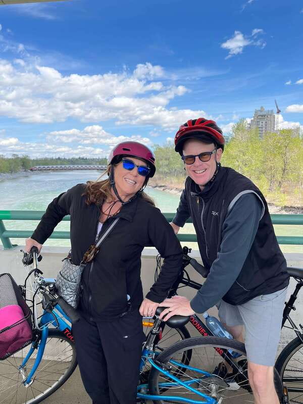 Calgary: City Bike Tour, Highlights and Bow River - Standard Bike or E-Bike?
