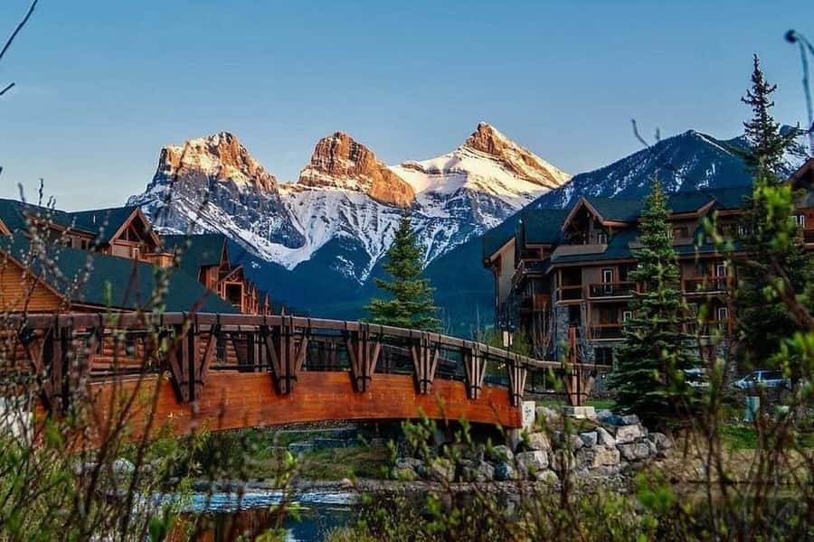 Calgary: Radium Hot Springs & Marble Canyon Day Trip - What to Bring for This 11-Hour Day