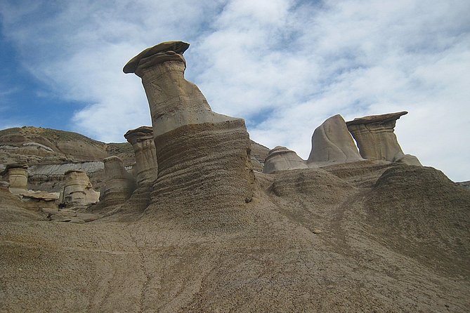 Calgary to Royal Museum | Drumheller – PRIVATE TOUR - Horsethief Canyon brings back the open views