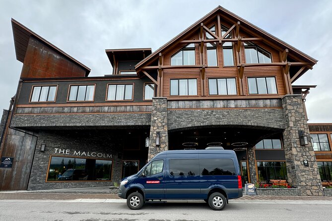 Calgary YYC Airport: Hassle-free Private Transfer to Lake Louise - Weather and cancellation rules deserve attention