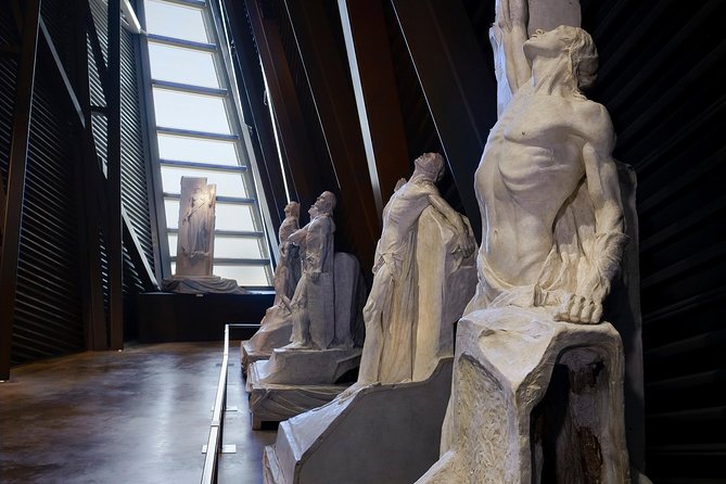 Canadian War Museum Admission - Special exhibits add a human cost