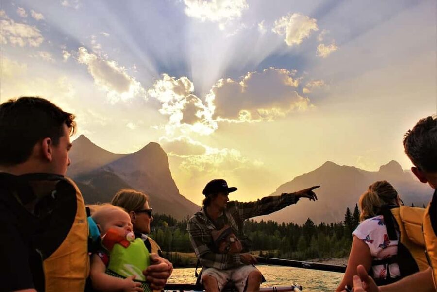 Canmore: 1.5 Hour Scenic Raft Tours in the Rockies - Weather, clothing, and practical limits