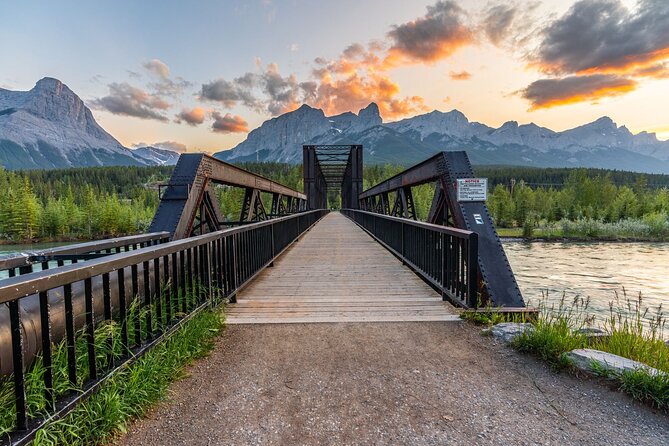 Canmore Cowboys and Coal Miners History Tour - 2H Walk - Miner’s Union Hall and historic downtown