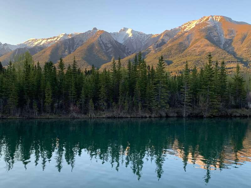 Canmore: PRIVATE SAFARI Drive to BANFF Park & Nature Walk - Who will enjoy this Canmore safari most
