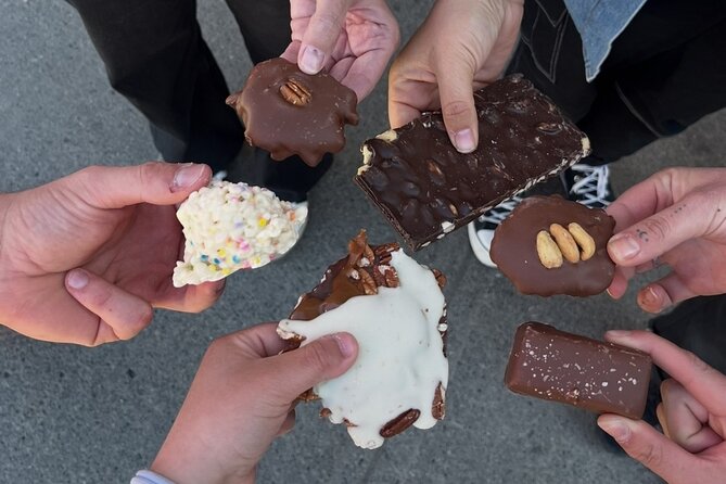 Canmore Town Walking Tour with Refreshment and Sweet Treat - Why a Canmore history walk is worth your time