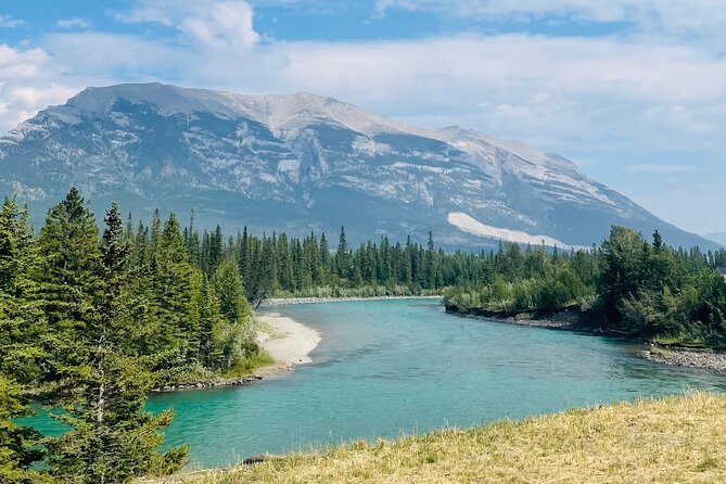 Canmore Town Walking Tour with Refreshment and Sweet Treat - Who will enjoy this Canmore experience