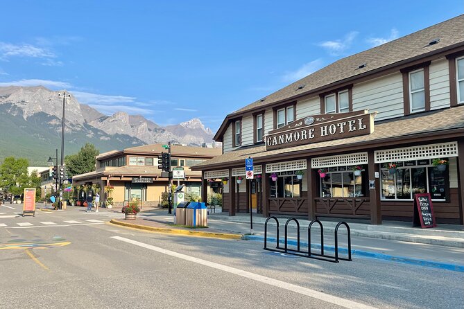 Canmore Walking Tours: Discover Local History and Scenery - Mountain scenery without leaving town