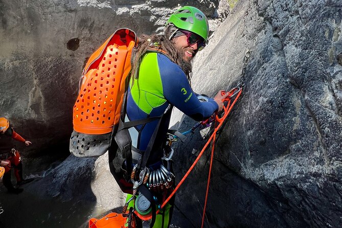 Canyoning half day - Heart Creek Canyon (beginner level) - Getting to Heart Creek and handling pickup