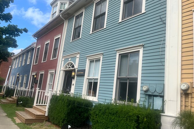 Charlottetown Food Walking Tour - Province House explains why Charlottetown matters