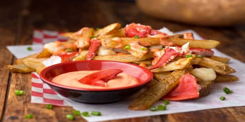 Charlottetown: Small Group Food Walking Tour - A seafood-first introduction to Charlottetown