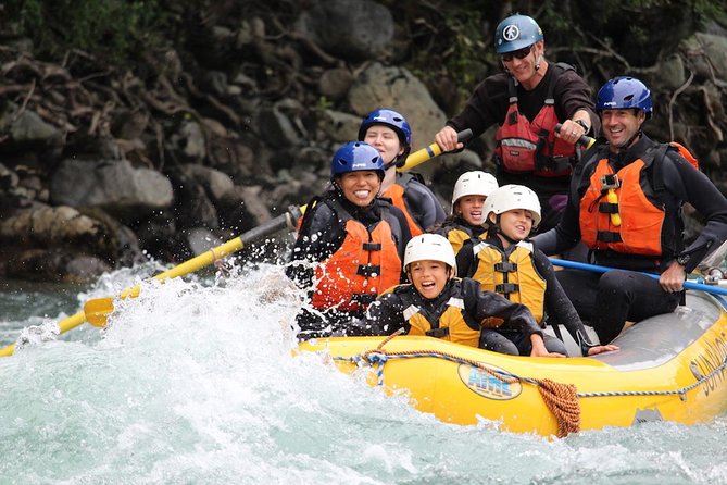 Cheakamus Family Adventure - The safety briefing makes the river feel manageable