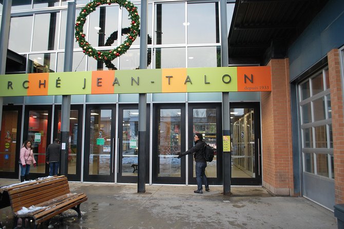 City Tour; Montreal Trendy Neighborhoods - Le Plateau Mont-Royal in a quick walking visit