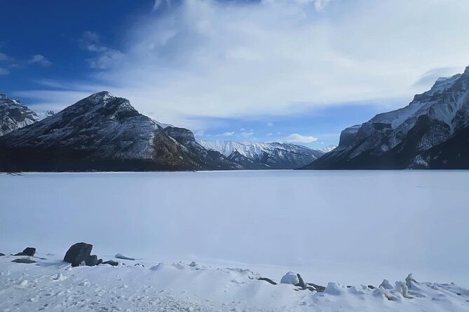 Columbia Icefield, Crowfoot Glacier and Bow ,Peyto Lake Tour - Crowfoot Glacier and Bow Lake are a compact double stop