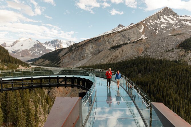 Columbia Icefield Tour with Glacier Skywalk - Crossing the Glacier Skywalk