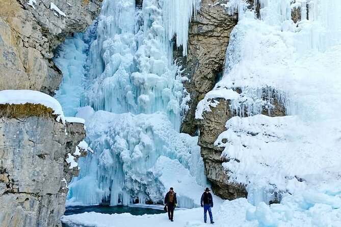 Discover 9 Iconic Banff Sights in a Day! with extra Comfort-12pax - Crowfoot Glacier is a quick but worthwhile look