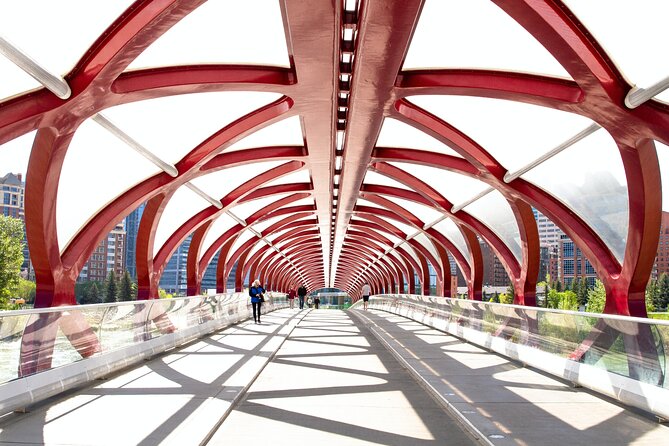 Discover Calgary with 3 Smartphone Audio Walking Tours - What the phone format gets right