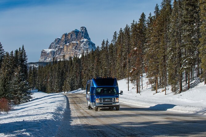 Discover Lake Louise and Yoho In Winter - Lunch, hot chocolate, and s’mores add real value