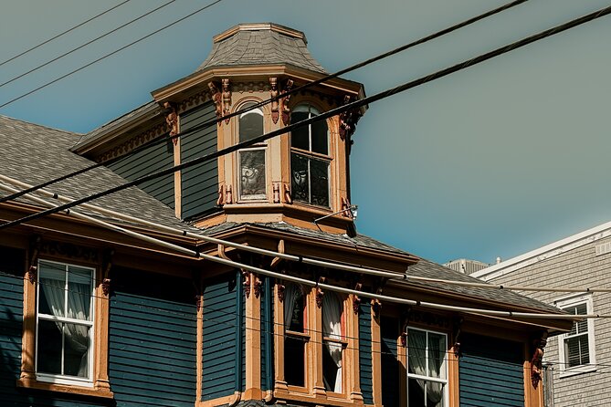 Discover Lunenburg and Mahone Bay Guided Tour - The Ovens: cliffs, trails, and a gold-rush chapter
