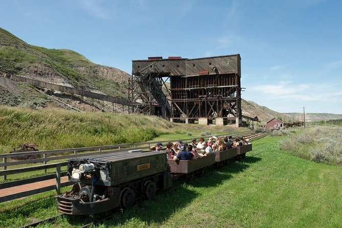 Drumheller: Royal Tyrrell Museum, Hoodoos and Horseshoe Canyon - From Calgary to the Canadian Badlands