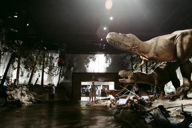Drumheller: Royal Tyrrell Museum, Hoodoos and Horseshoe Canyon - Horseshoe Canyon sets the tone