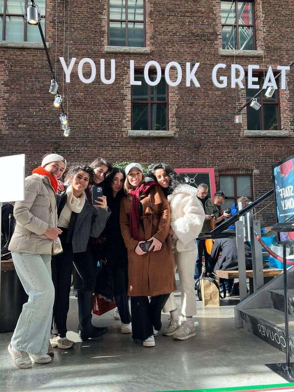 Experience Gastown Vancouver's Elite Walking Food Tour - Guides shape the quality of the walk