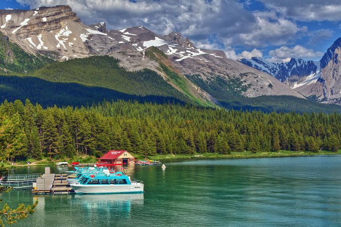 Explore Jasper Tour with Maligne Lake Cruise - Why Maligne Lake makes this a strong Jasper day trip