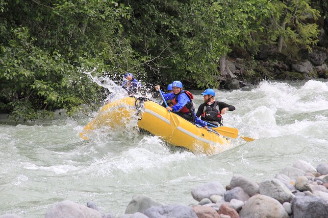 Family Friendly Cheakamus Splash Rafting - What the Cheakamus Splash trip is really like