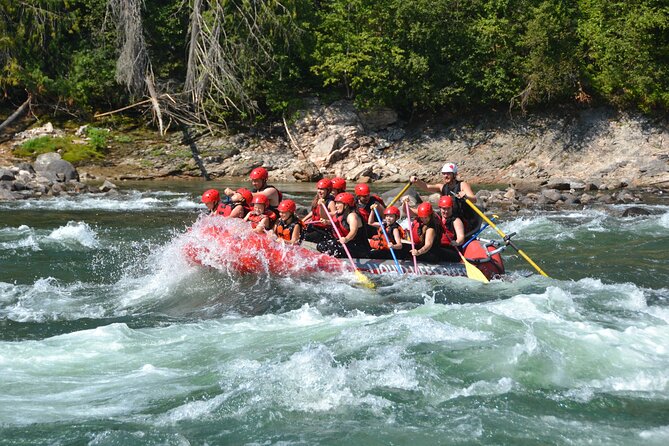 Family Friendly Whitewater Rafting - What the family-friendly format really means