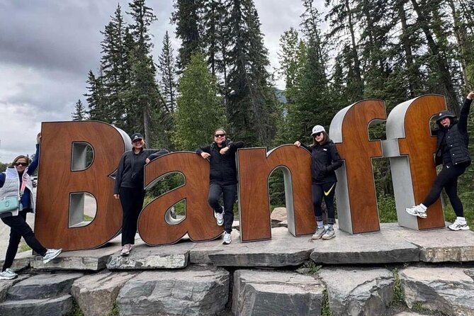 Famous Moraine Lake and Lake Louise Shared Shuttle Tour - How much time you really get at each stop